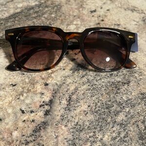 Universal Thread Tortoise Shell Sunglasses